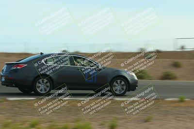 media/Jun-01-2025-CalClub SCCA (Sun) [[eae223c5dd]]/Group 1/Track Event 5/